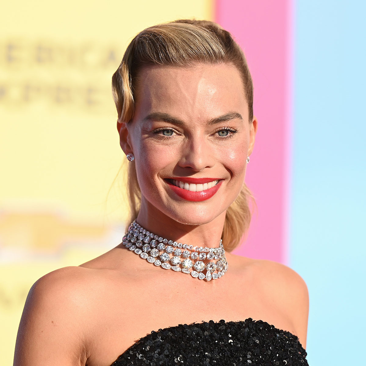 Fans Can't Believe Margot Robbie Didn't Wear Pink To The 'Barbie' Premiere:  'Shocking That She's Wearing Black' - SHEfinds