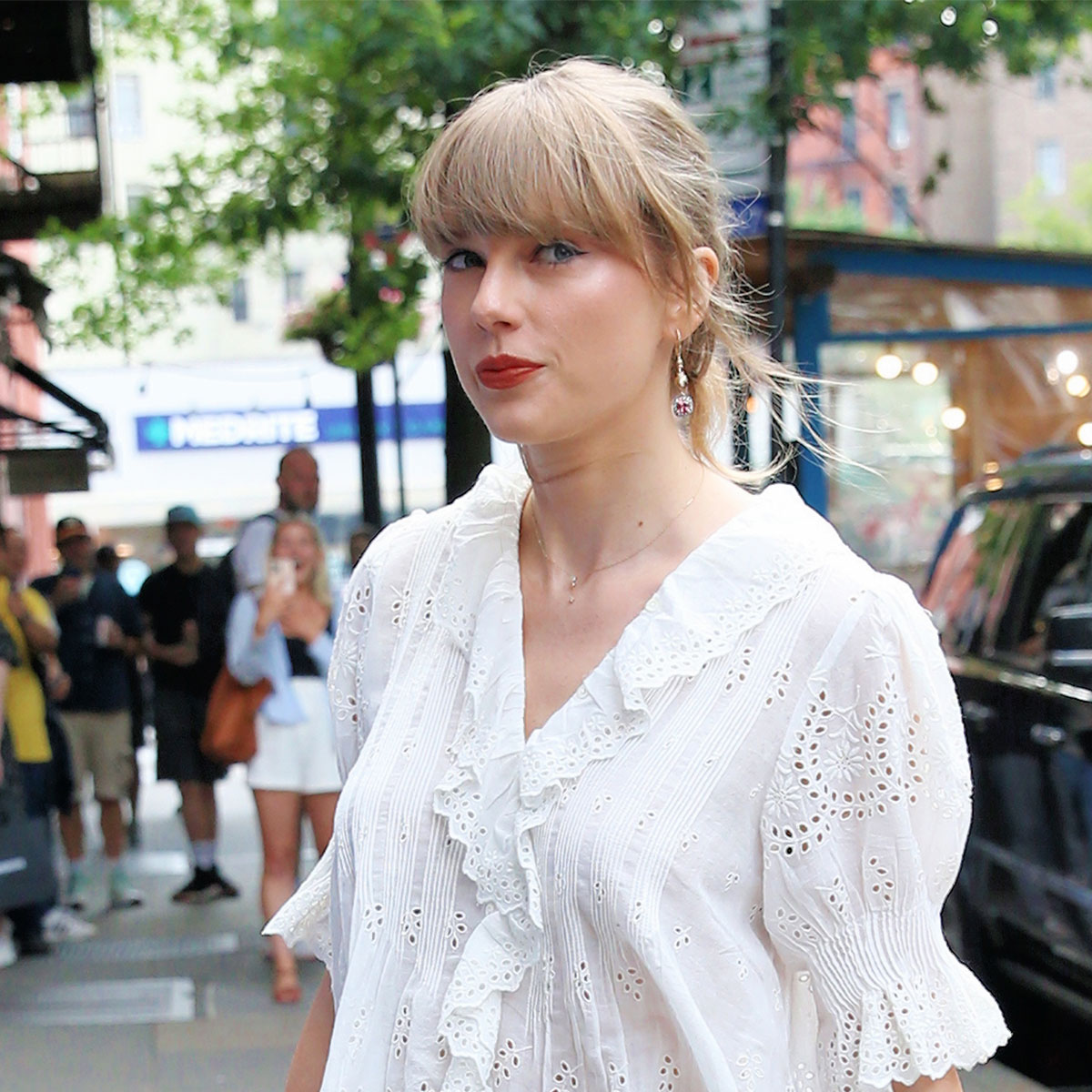 We're Still Not Over The Pleated Mini Skirt Taylor Swift Wore In NYC