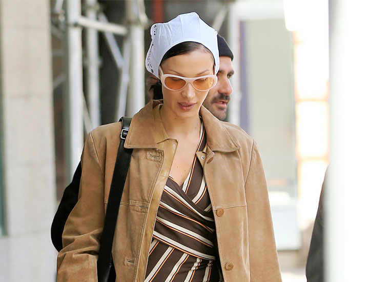 bella hadid celebrity lv looping bag