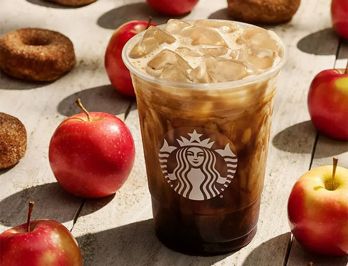 starbucks iced apple crisp oatmilk macchiato