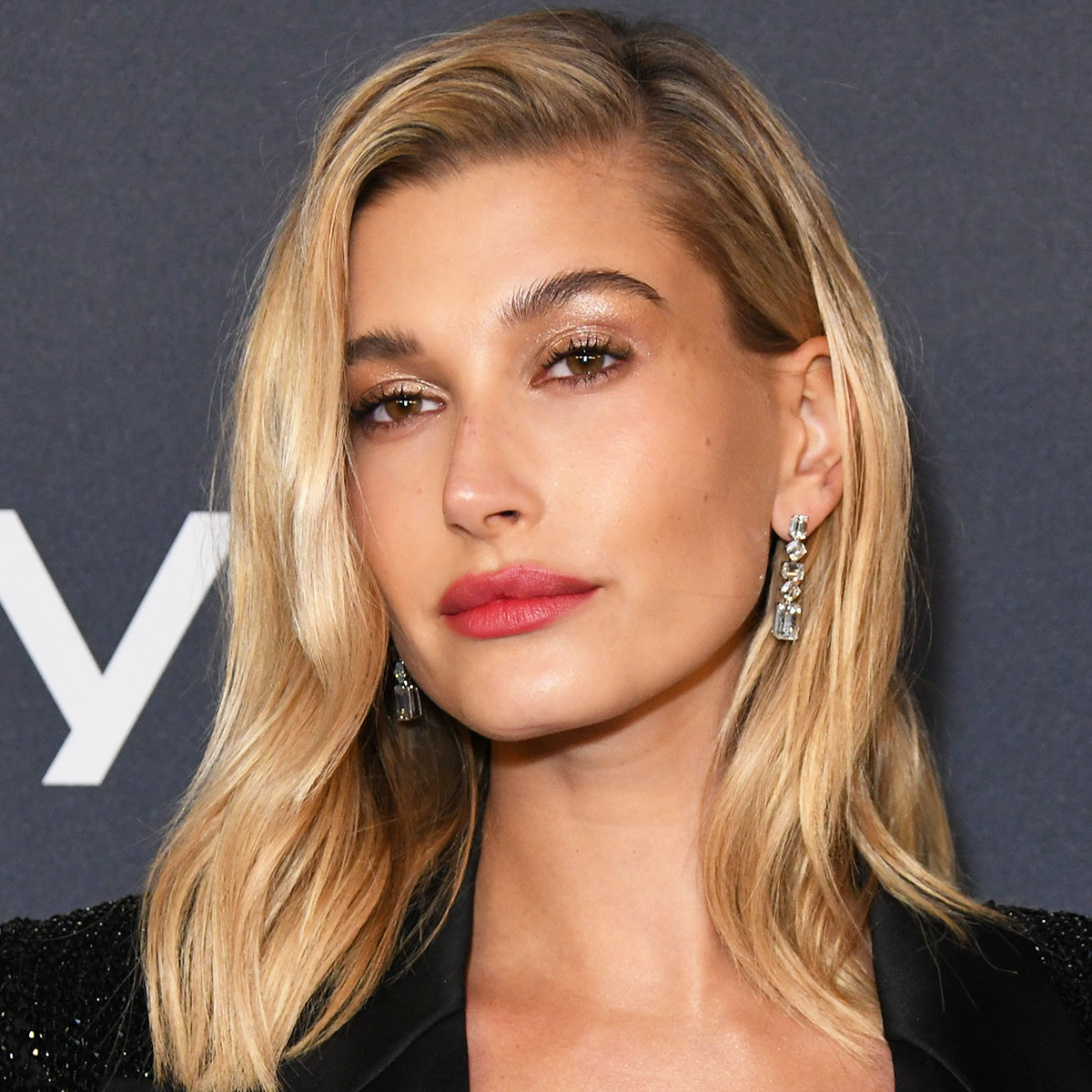 Celebs Can't Stop Wearing The Season's New 'It' Color, And It's Not Barbie  Pink—Hailey Bieber Takes The Cake! - SHEfinds