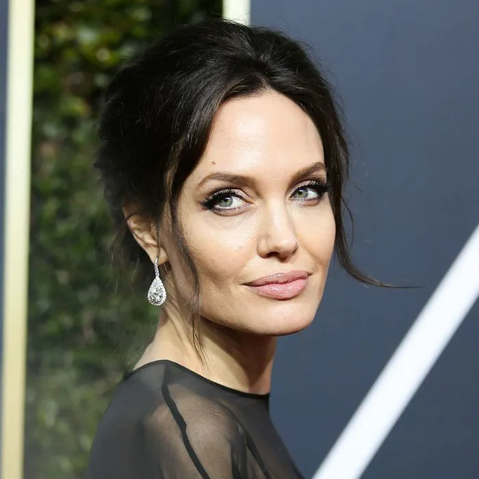 Angelina Jolie New Look