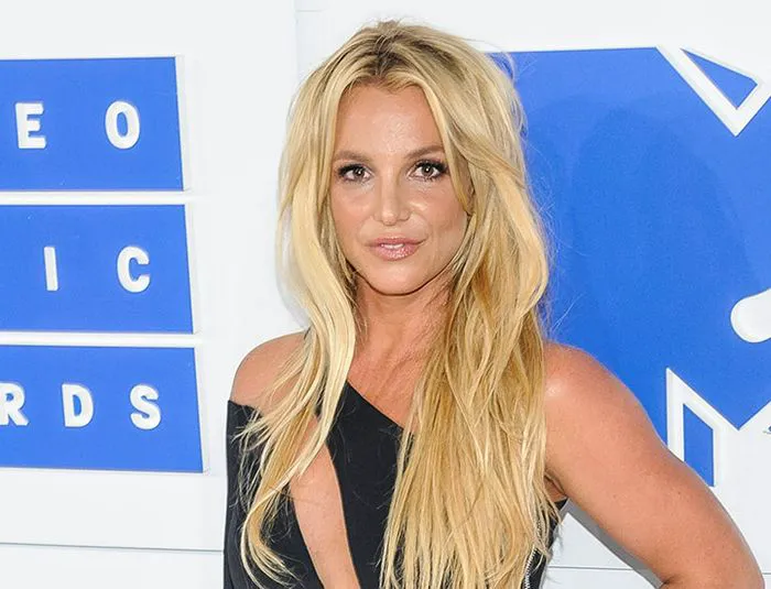 britney spears 2016 VMAs