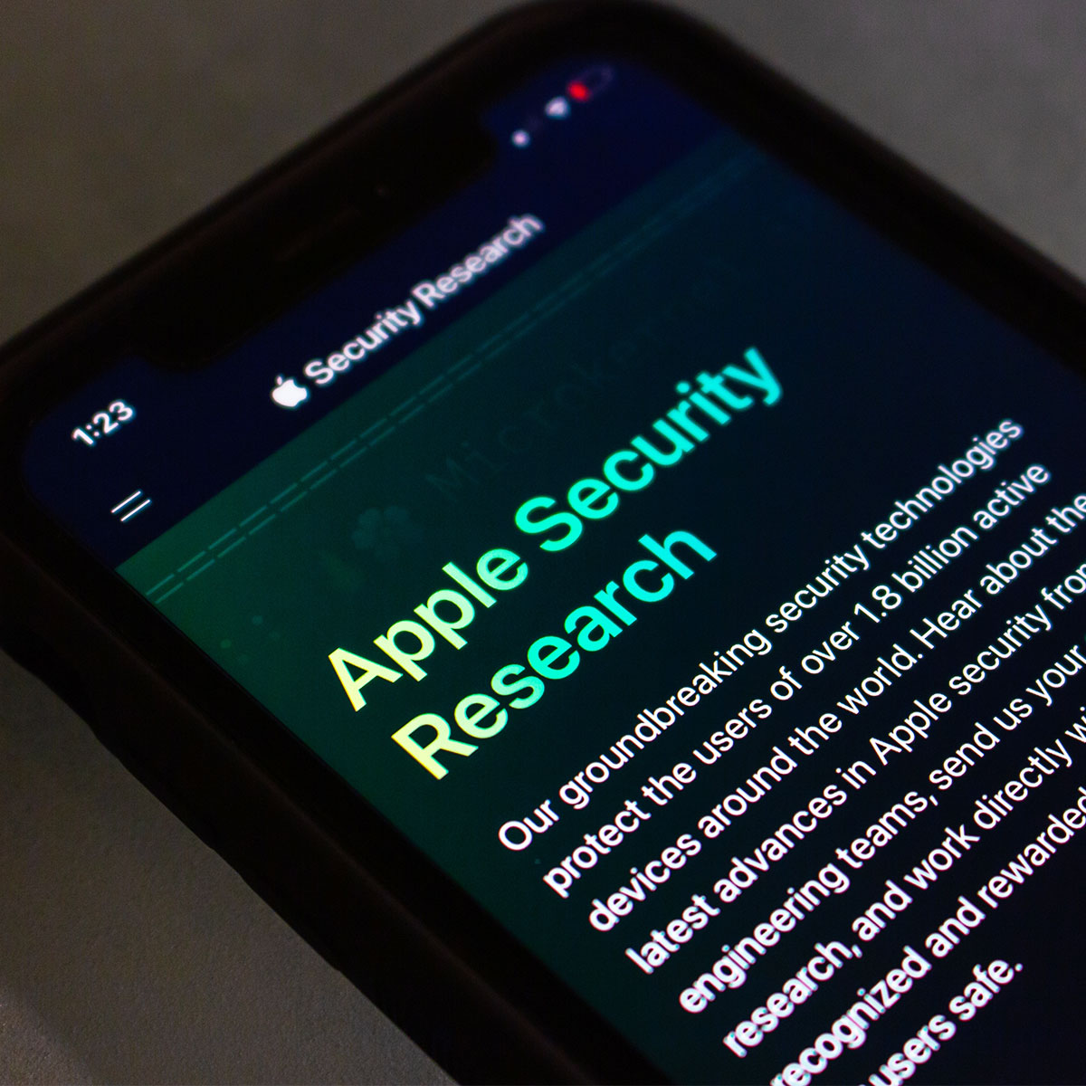 7 Signs Your iPhone Has A Virus (And How To Remove Them) - SHEfinds