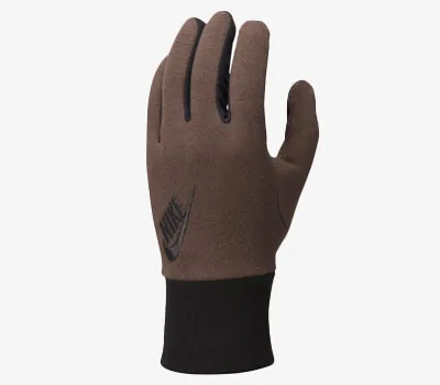 Men's gloves from Nike's Club Fleece collection.