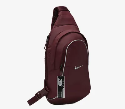 Nike Sportswear Essentials sling bag for everyday use.