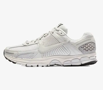 Men's Nike Vomero 5 stylish running shoes.