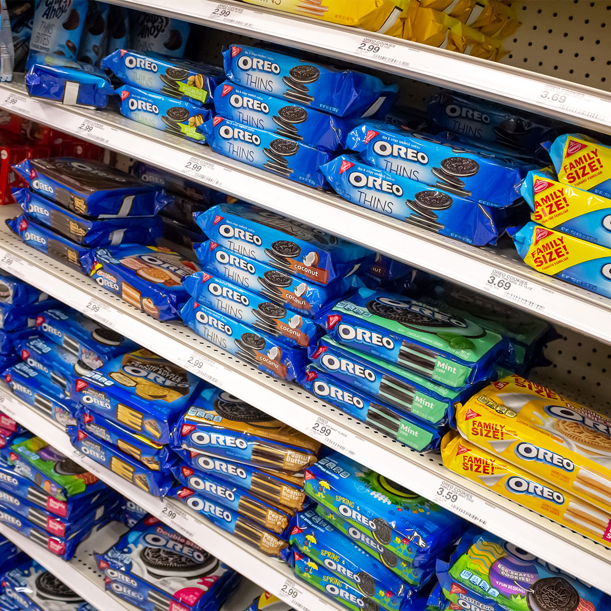 oreo boxes on shelves