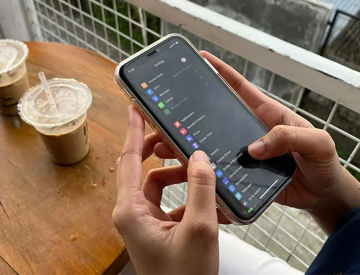 person-using-iphone