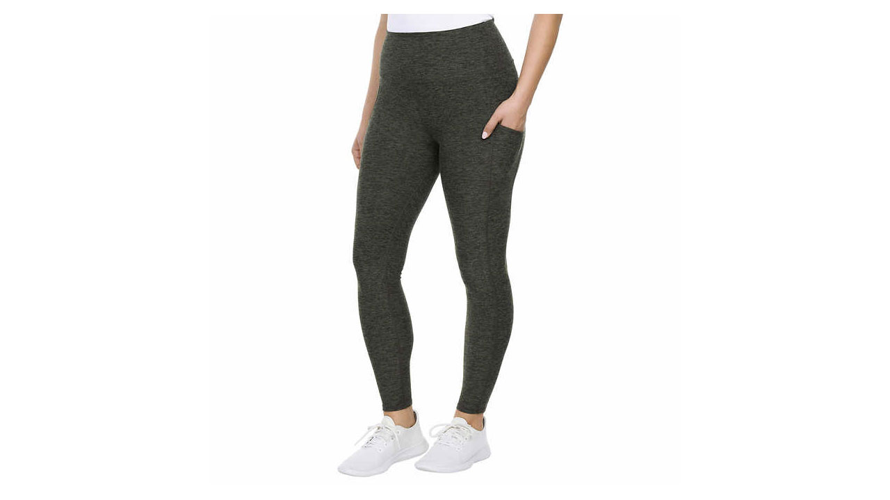 https://www.shefinds.com/files/2023/12/Costco-Kirkland-Signature-Ladies-Brushed-Legging-.jpg