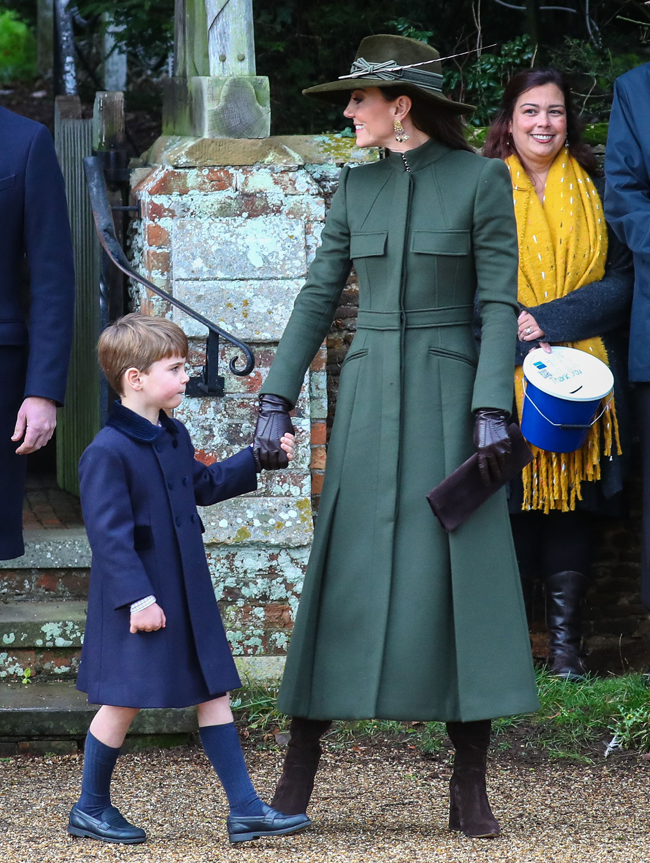 7 Of Our Favorite Kate Middleton Christmas Outfits She’s Worn Over The ...