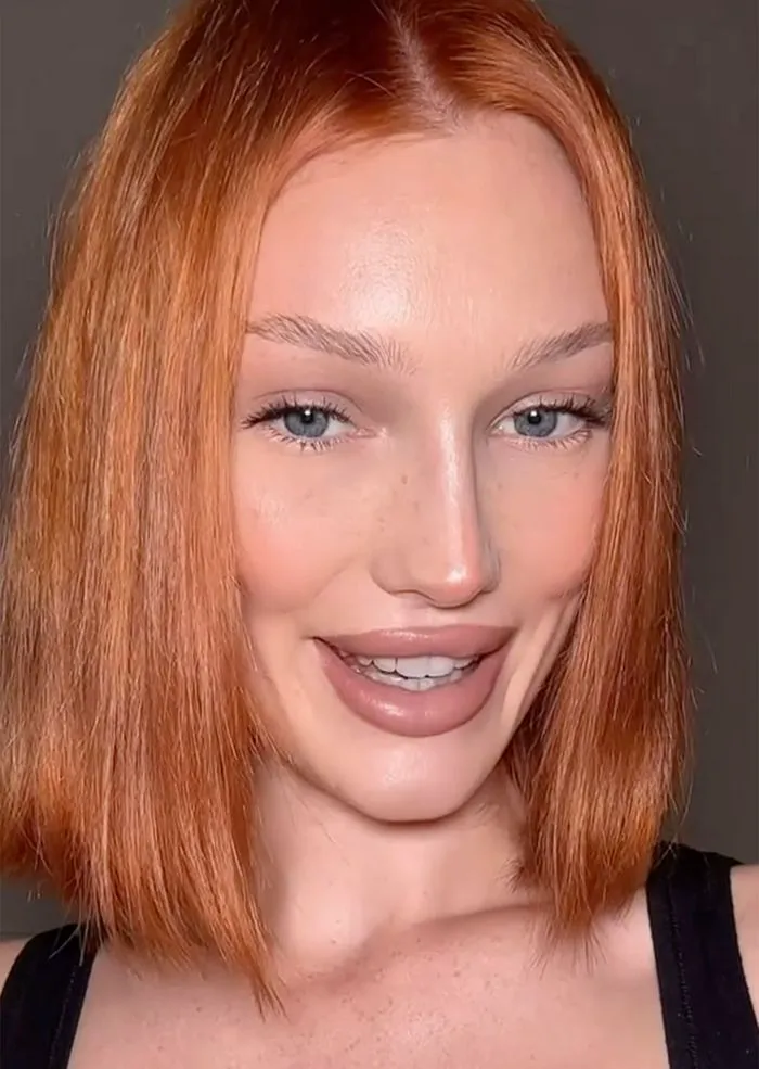 Meredith Duxbury flaunting pumpkin spice makeup style