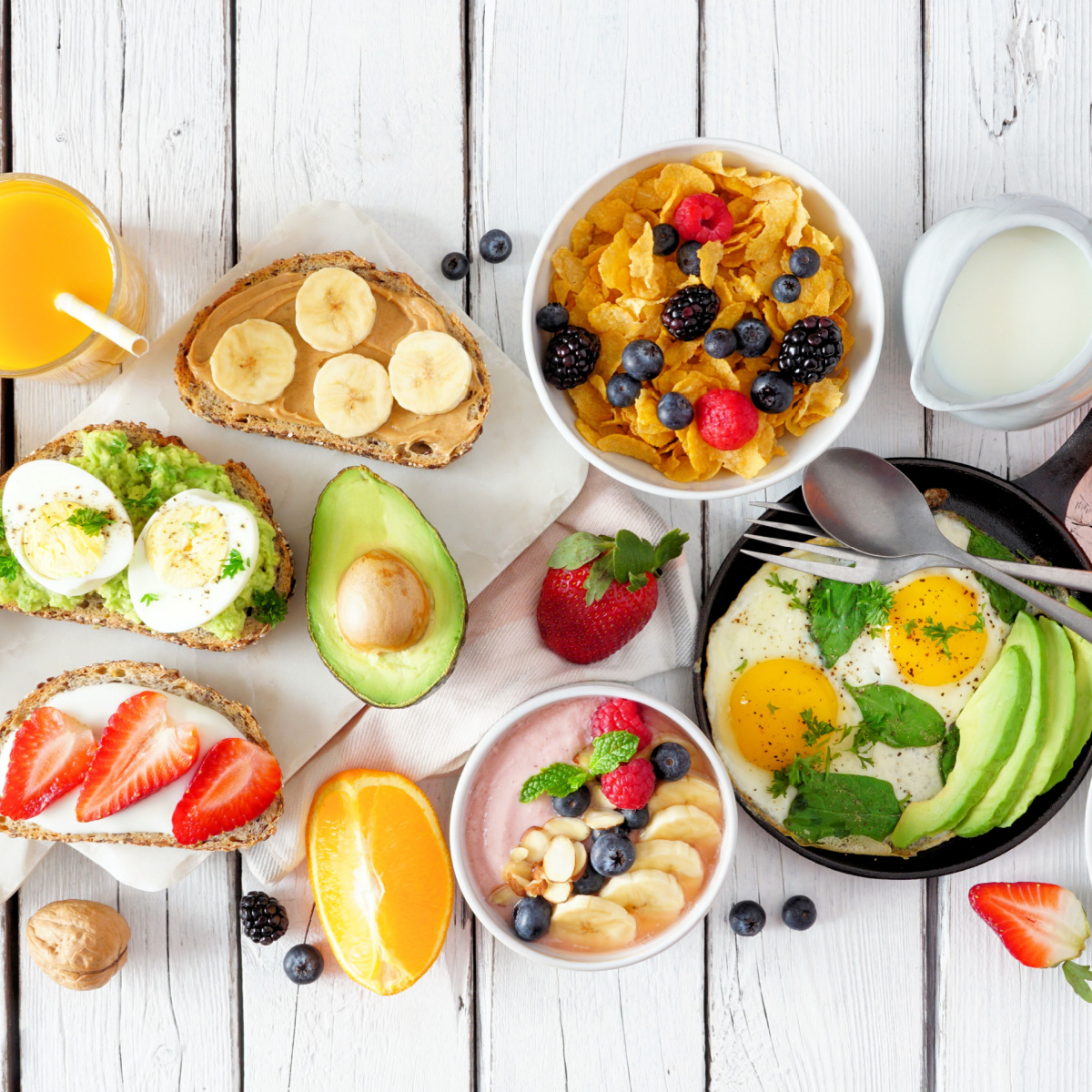 table of healthy breakfasts