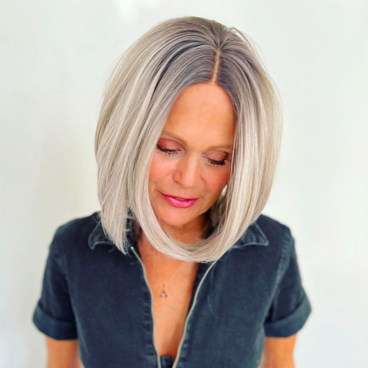 sleek-lob-gray-hair