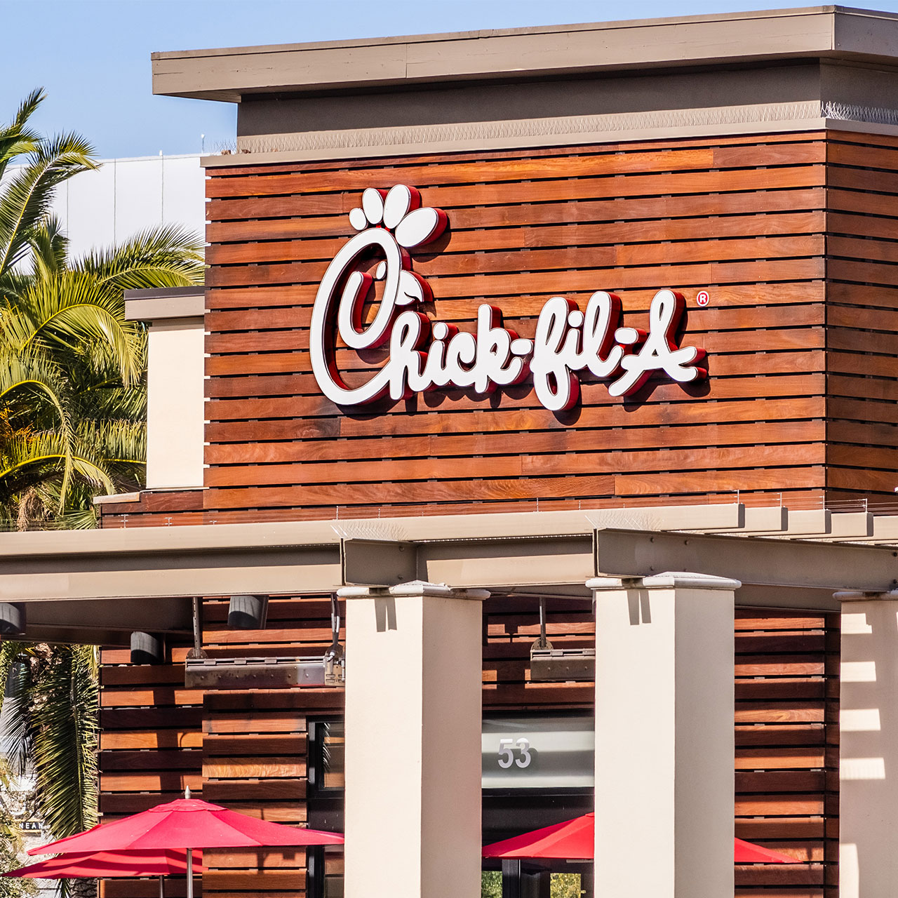 A Fitness Influencer Shares The HighProtein, Weight LossFriendly