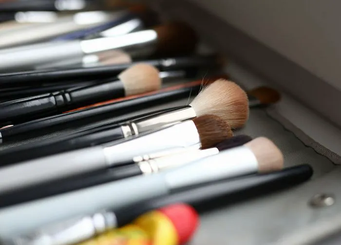 makeup-brushes