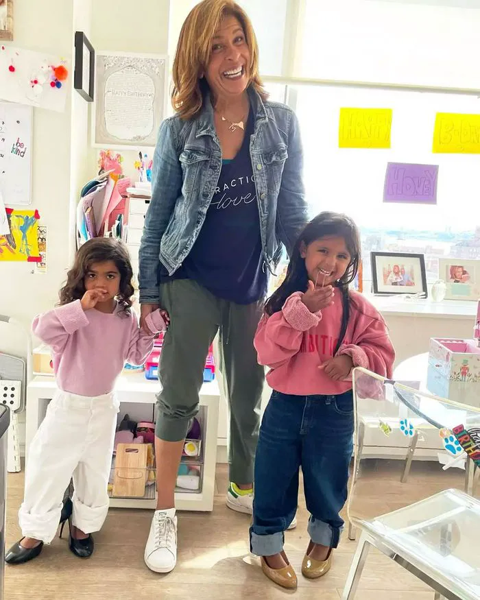 Hoda Kotb with daughters