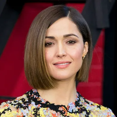 Rose Byrne at the NYC premiere of Annie, looking chic.