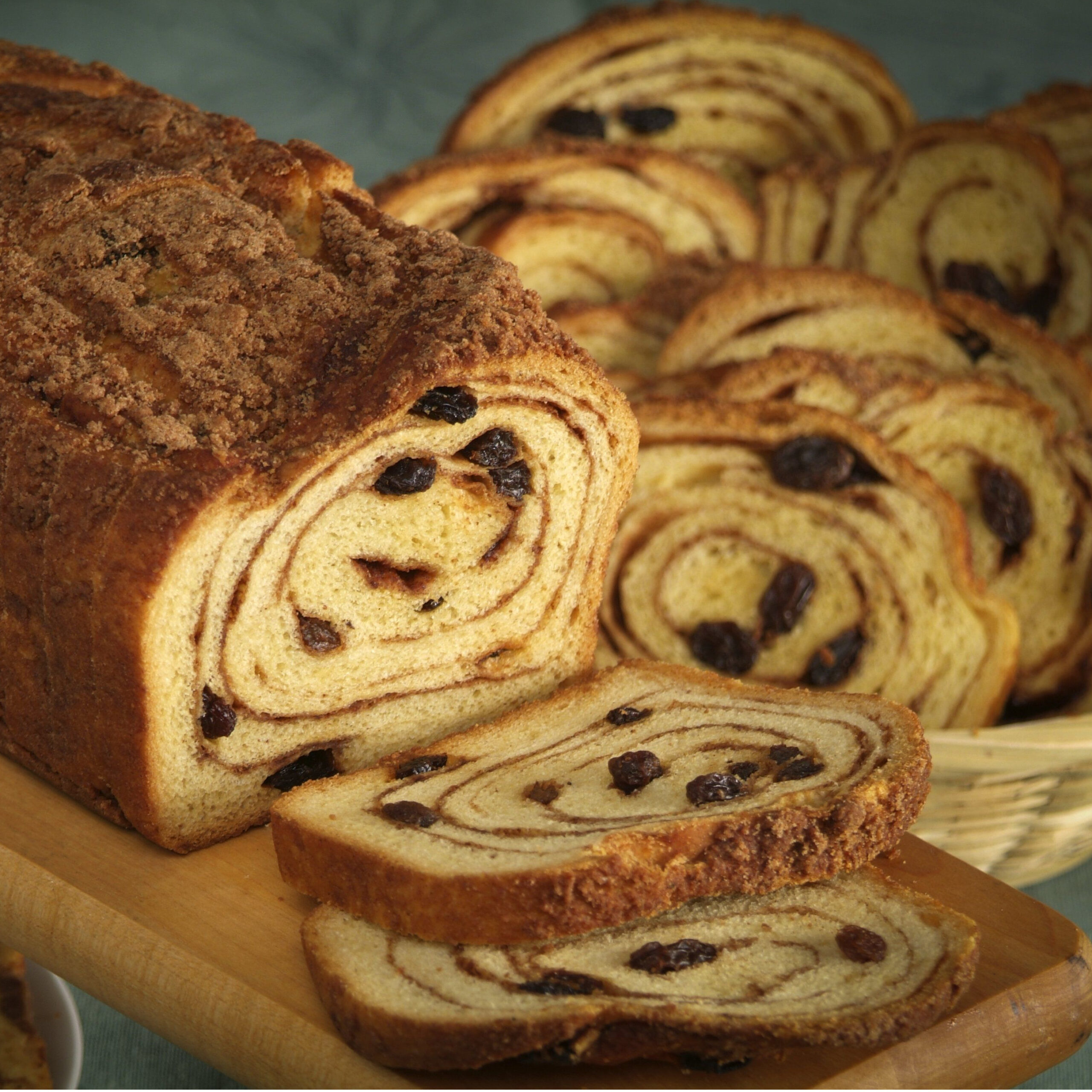 cinnamon raisin bread