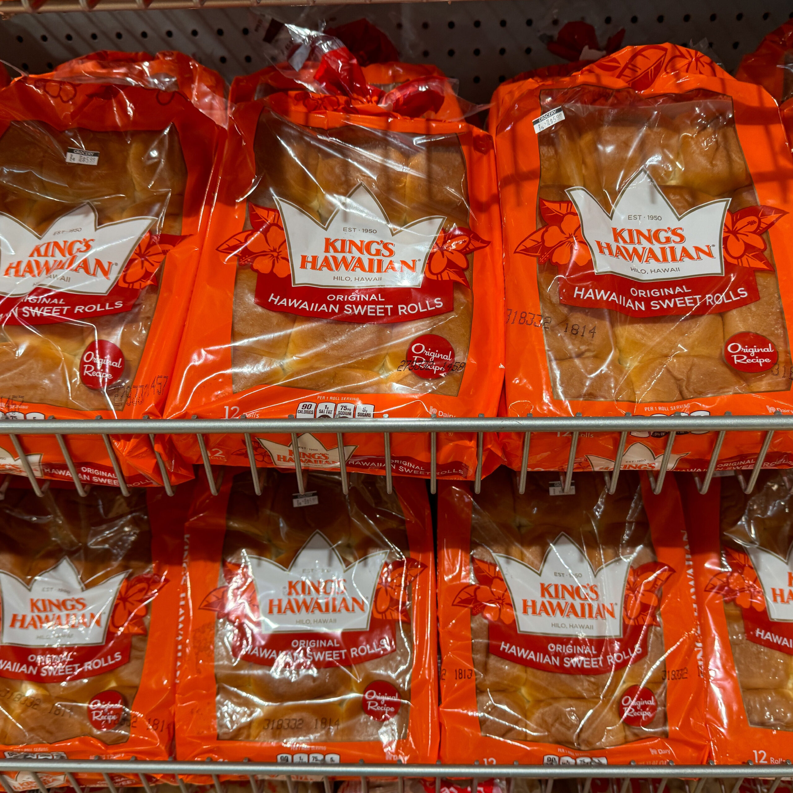 hawaiian rolls on shelves