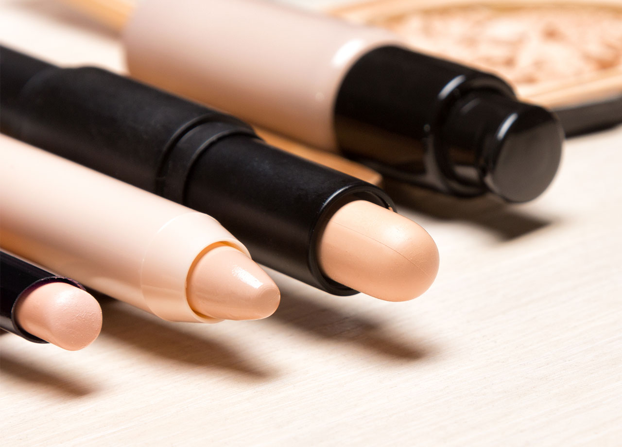 sticks-of-concealer