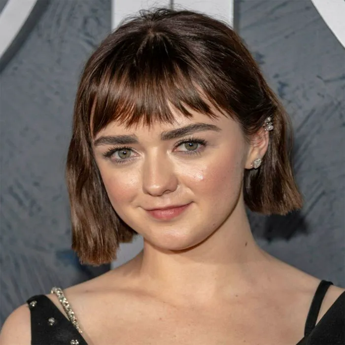 Maisie Williams baby bangs haircut