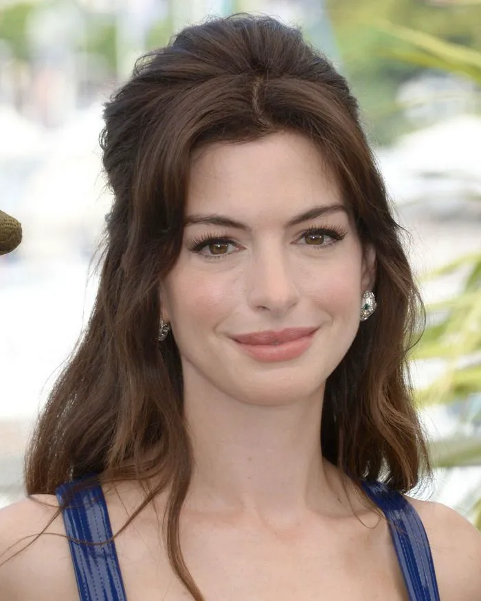 anne-hathaway
