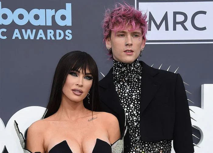 megan fox machine gun kelly billboard awards