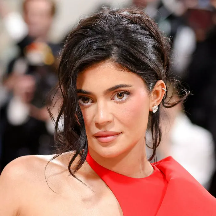 "Kylie Jenner in red at the Met Gala"