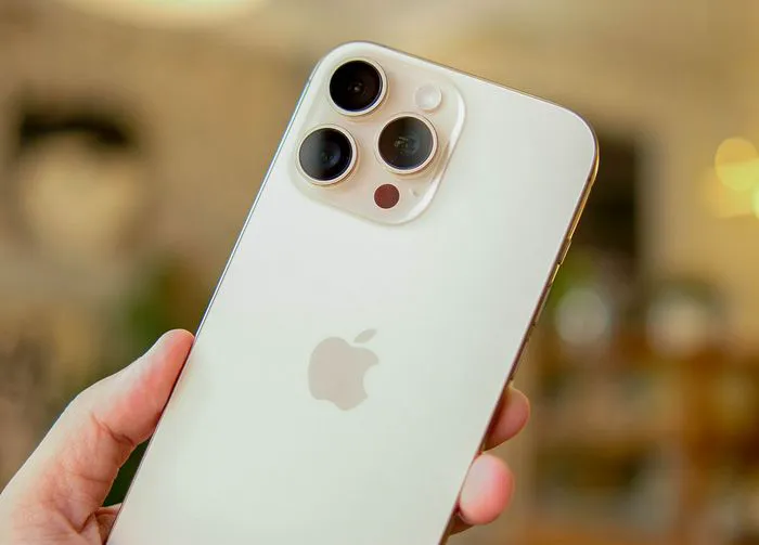 white-iphone