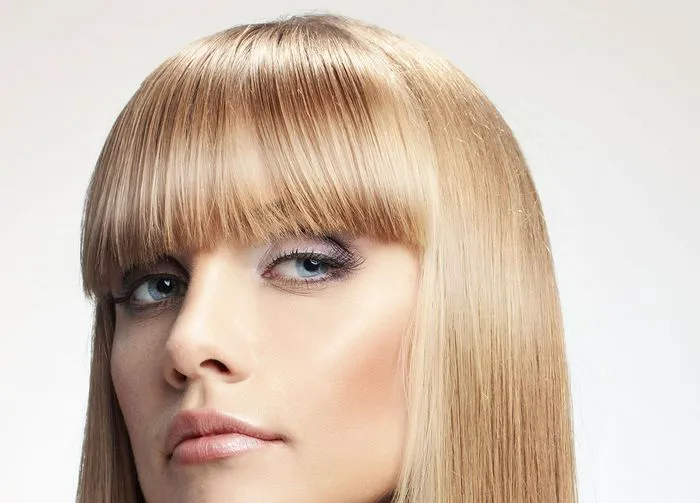 blunt-bangs