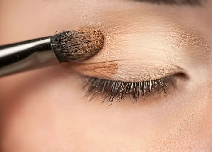 matte-brown-eyeshadow