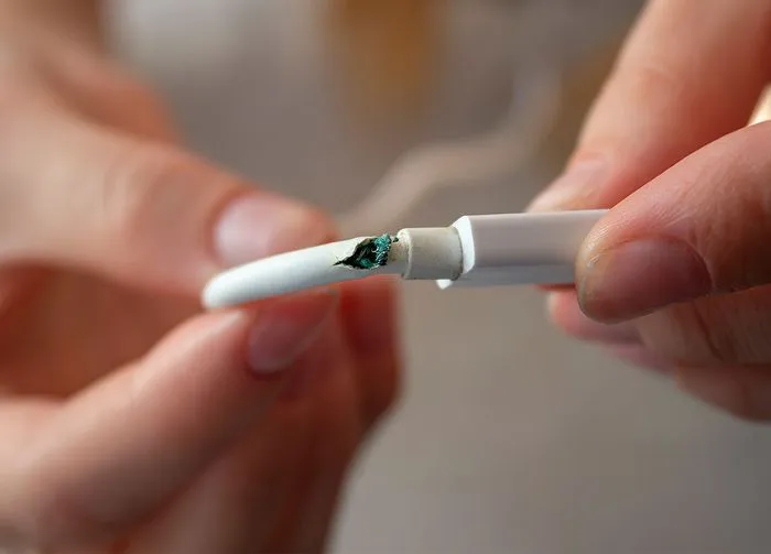 damaged-iphone-charger