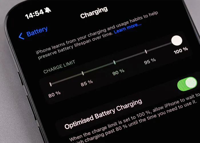 iphone-charging-battery-setting-interface