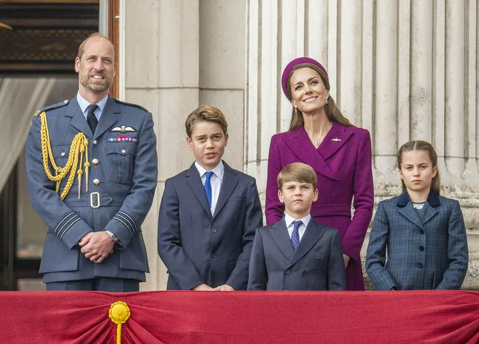 Kate Middleton, Prince William and their kids at VE Day