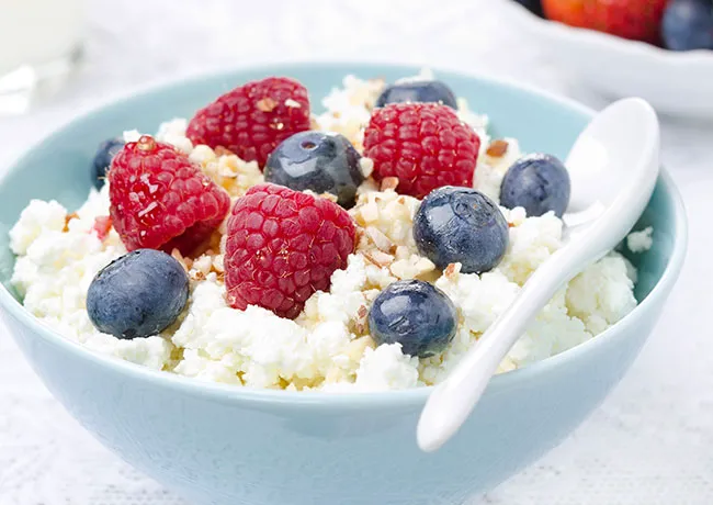 cottage cheese and fruit