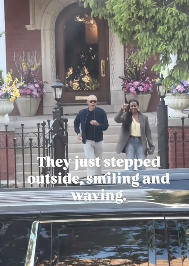 Michelle Obama and Barack Obama leaving the house in Chicago