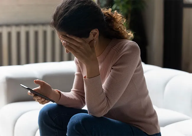 woman-looking-at-phone