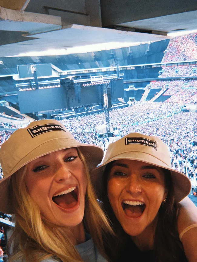 Sophie Turner and Ellie Wasserberg Oasis concert