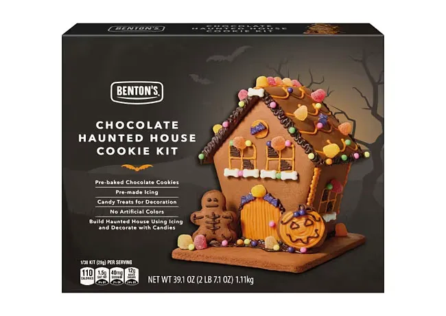Aldi's haunted house cookie kit for Halloween fun.