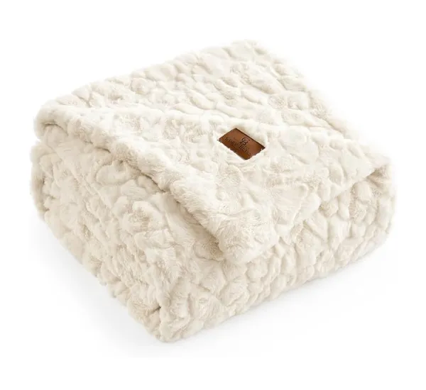 Cozy Bliss Faux Fur Throw Blanket for comfort