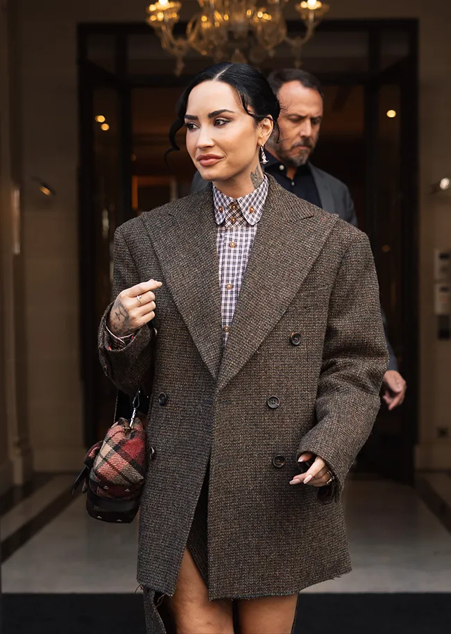 "Demi Lovato leaving her hotel during Paris Fashion Week"