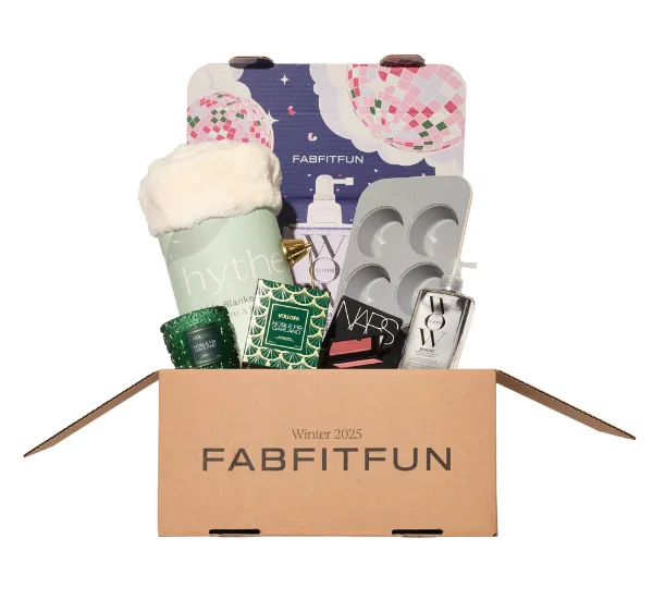 FabFitFun's Winter Box filled with seasonal surprises