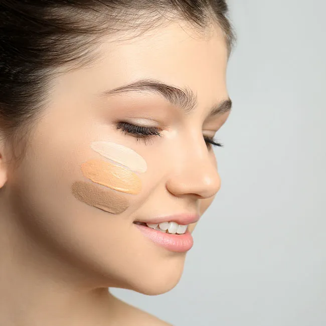 woman-wearing-foundation