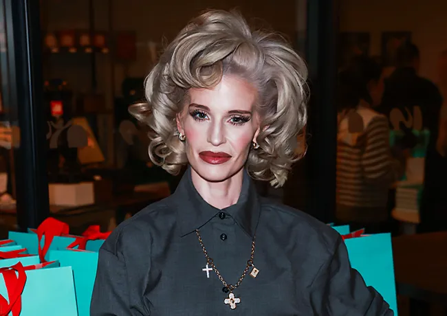Kelly Osbourne launches signature bakeware collection at Fortnum & Mason.