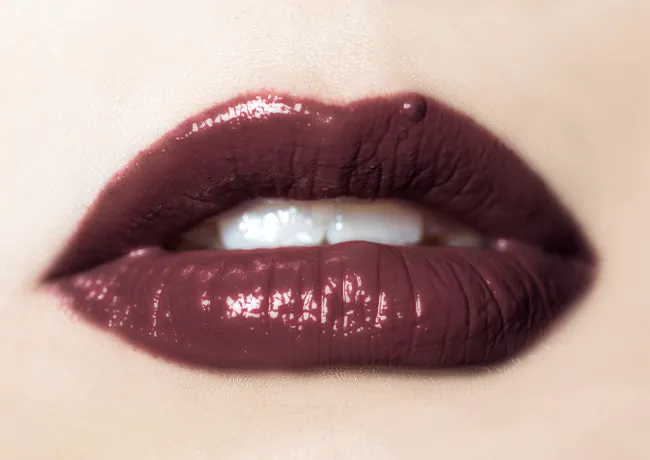 cool-toned-lipstick