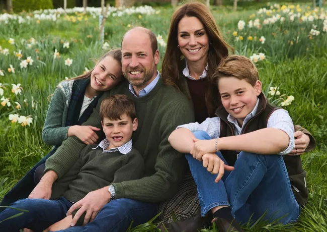 Prince William and Kate Middleton Christmas card 2025 with Prince George Princess Charlotte Prince Louis