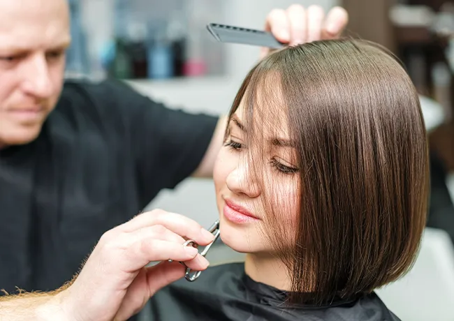 woman-blunt-haircut