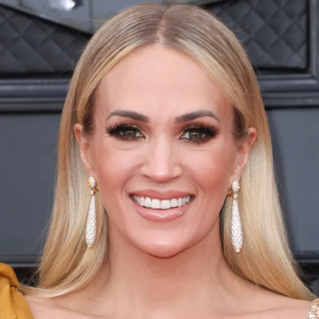 Carrie Underwood arriving at the 64th Annual Grammy Awards.