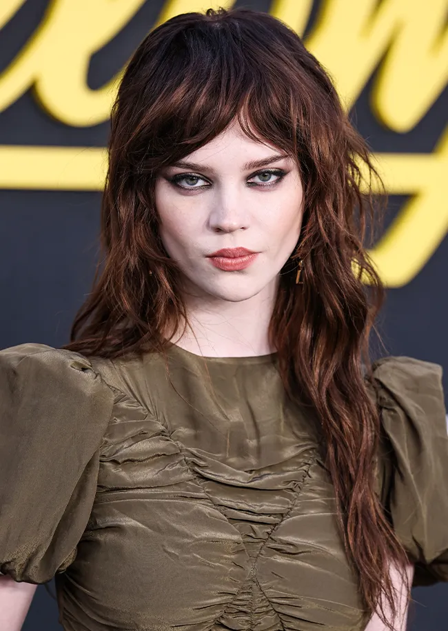 Sophie Thatcher rocking a contemporary shag hairstyle.